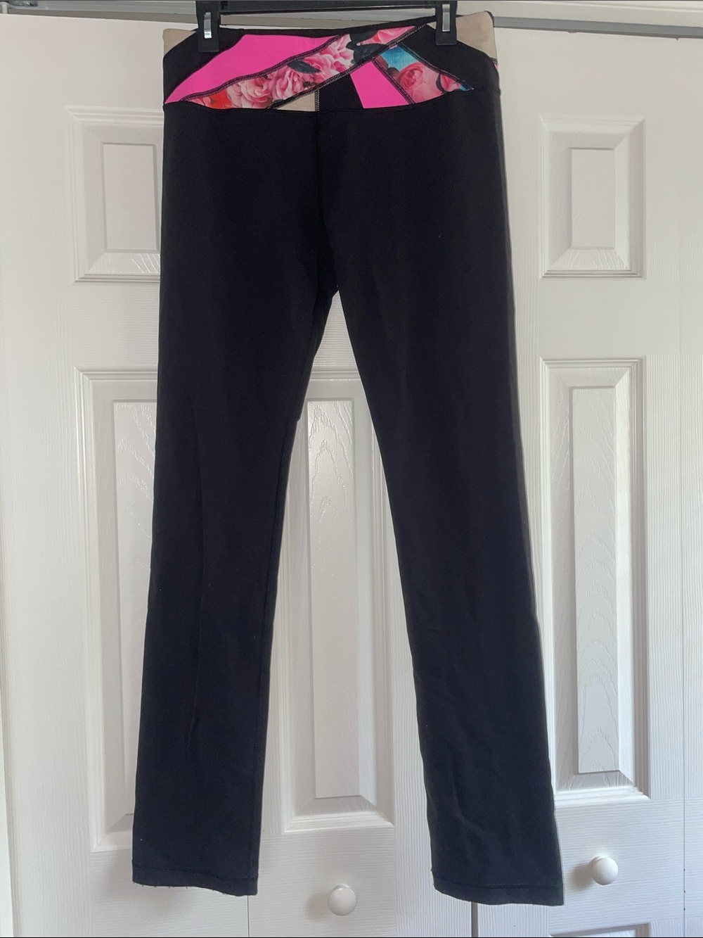 lululemon athletica Black Leggings with Silver Logo